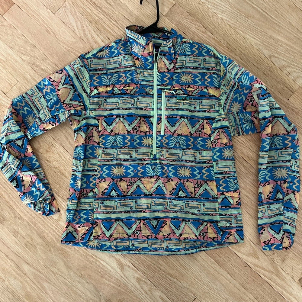 Patagonia wind breaker